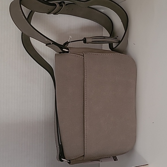 Gray Studded Saddle Crossbody/Shoulder Bag NWT - Picture 11 of 16